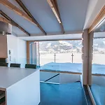 Max Panorama By We Rent * ツェル アム ゼー